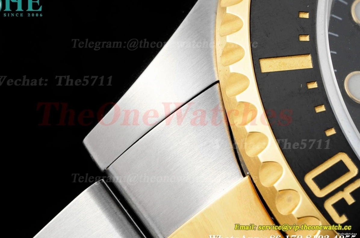 KF 126603LN 43mm Black SeaDweller YG Wrapped SS VR3235 Dot 0201